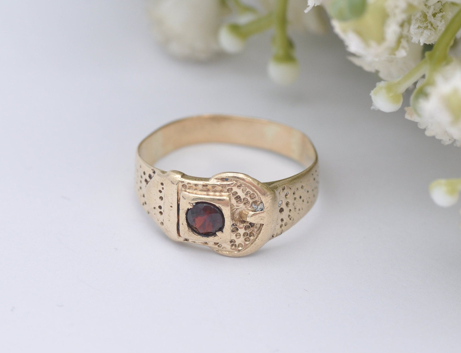 Antique 9ct Gold Garnet Victorian Buckle Ring