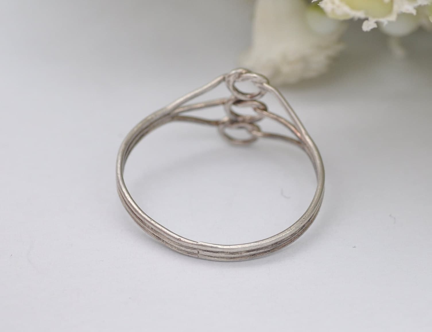 Vintage Sterling Silver Wire Ring - Knotted Silver Wirework / Three Circles / Minimalist Statement / 925 / UK Size - P 1/2 / US Size - 7 3/4