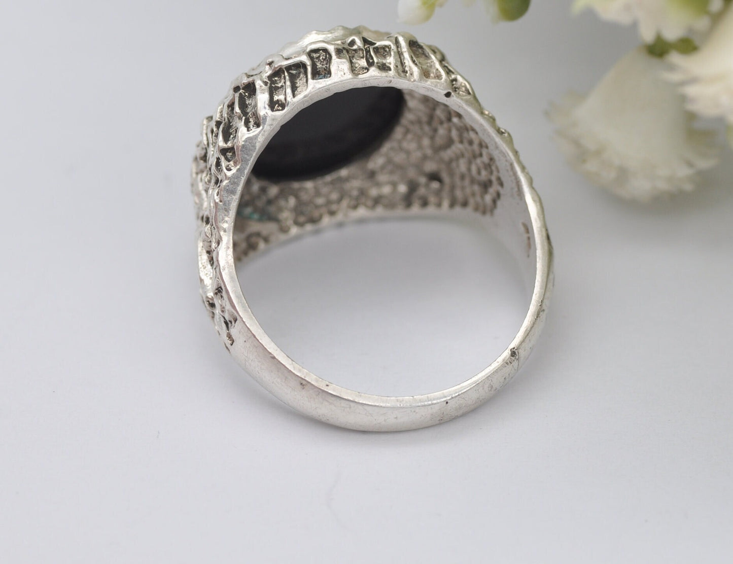 Vintage Brutalist Silver & Onyx Ring - 925 Sterling Silver / Statement Signet / 1950s Mid-Century / Textured / UK Size - R / US Size - 8 1/2