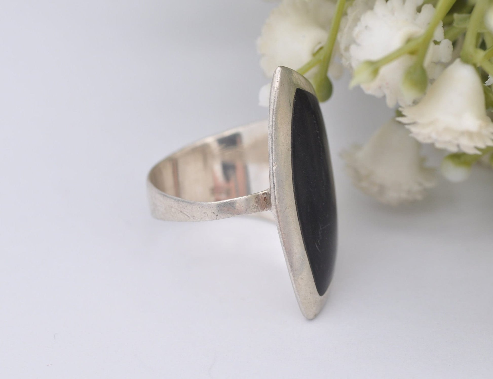 Vintage Sterling Silver & Onyx Ring - Spoon Style Ring / Large Rectangle / Mid-Century Modern / Graduated | UK Size - P 1/2 / US Size - 8