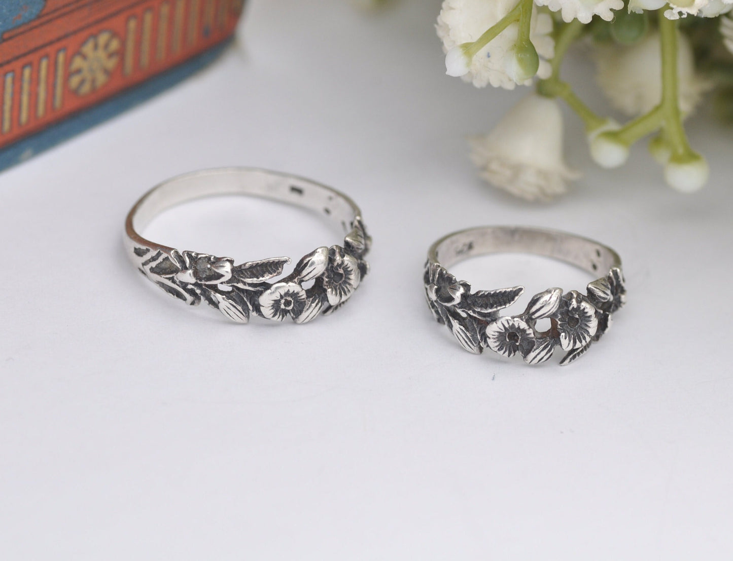 Vintage Matching Silver Flower Rings Pair