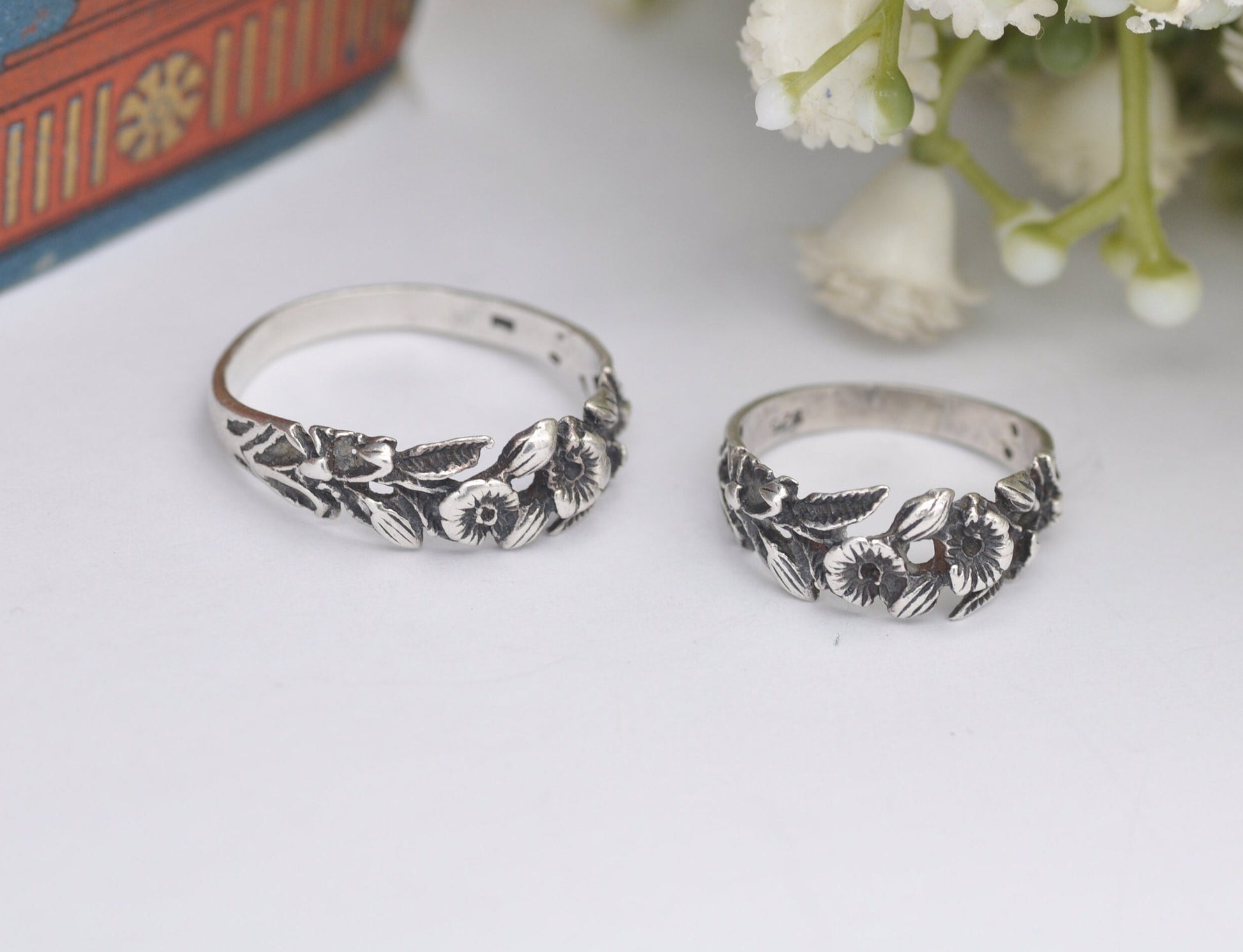 Vintage Matching Silver Flower Rings Pair