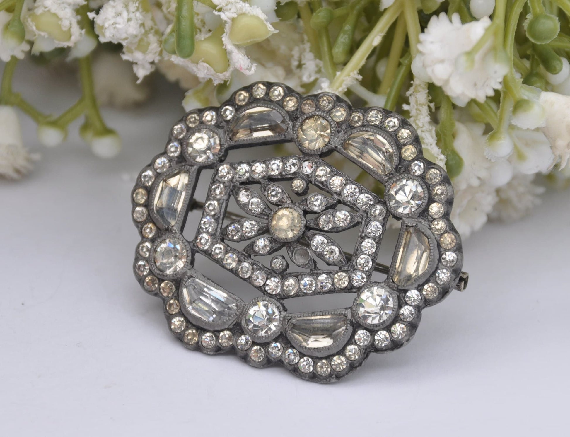 Vintage Art Deco Silver Tone Floral White Paste Brooch