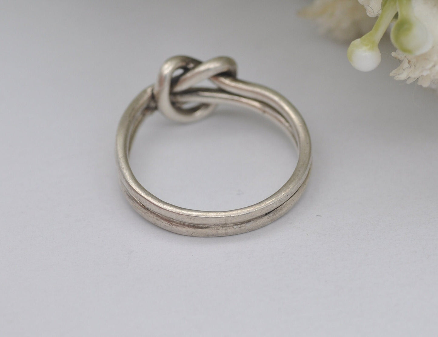 Vintage Sterling Silver Knotted Heart Ring - UK Size - N / US Size - 6 1/2