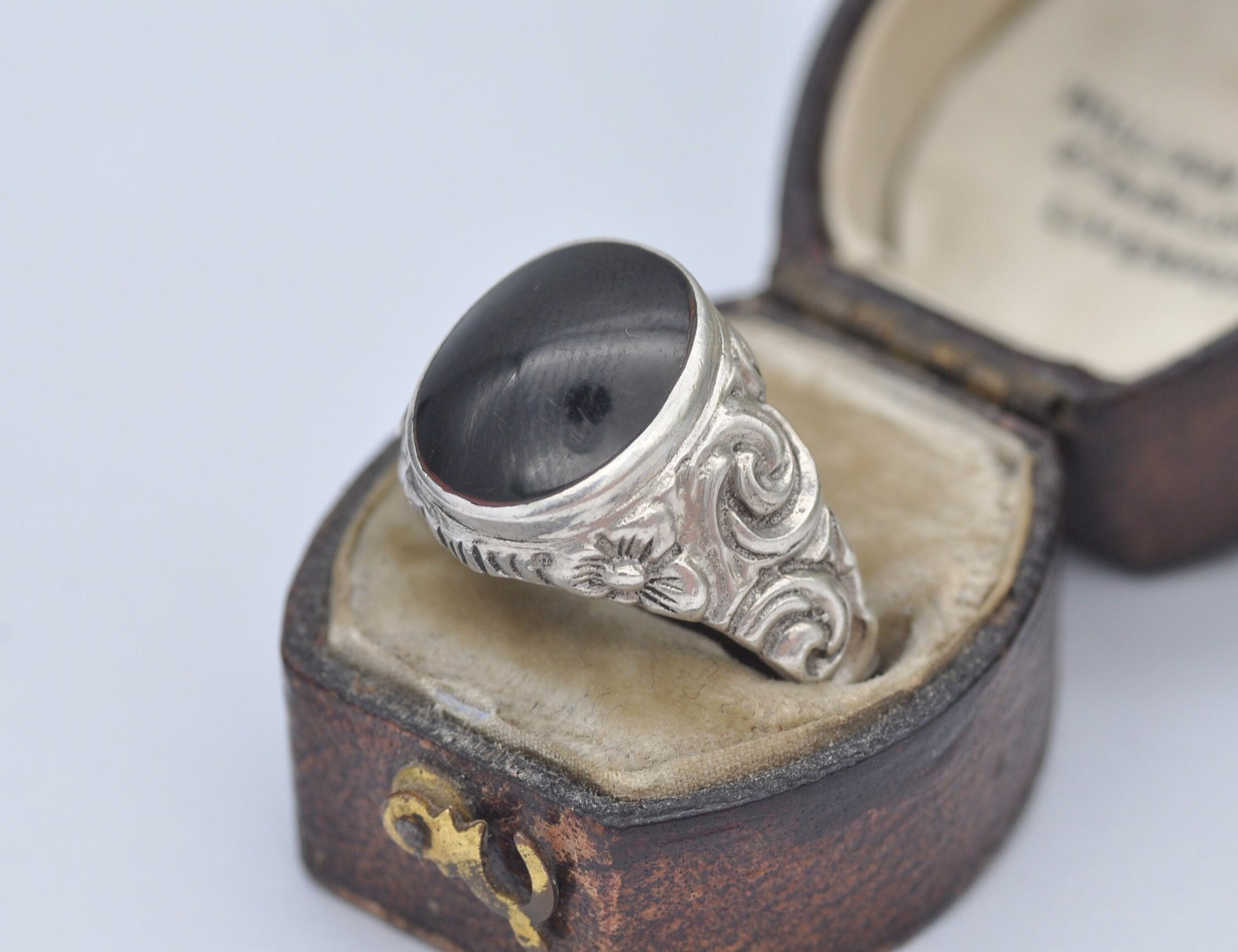 Vintage Sterling Silver Onyx Ring - UK Size - Q 1/2 / US Size - 8 1/4