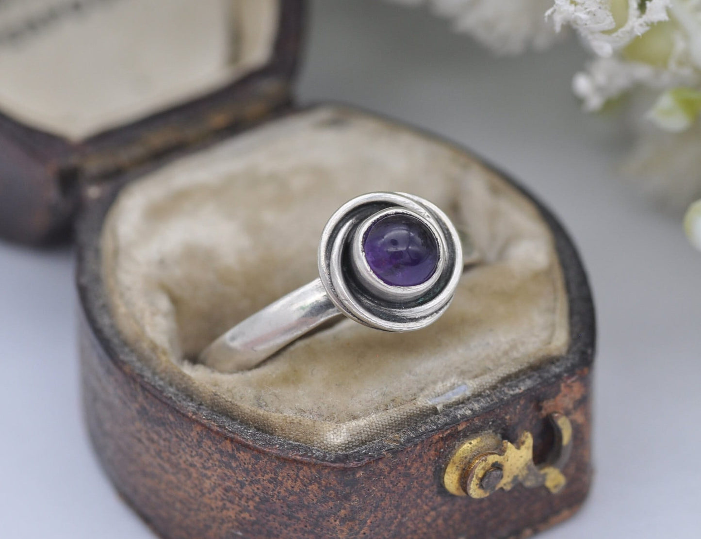 Vintage Sterling Silver Amethyst Ring - UK Size - N 1/2 / US Size - 7