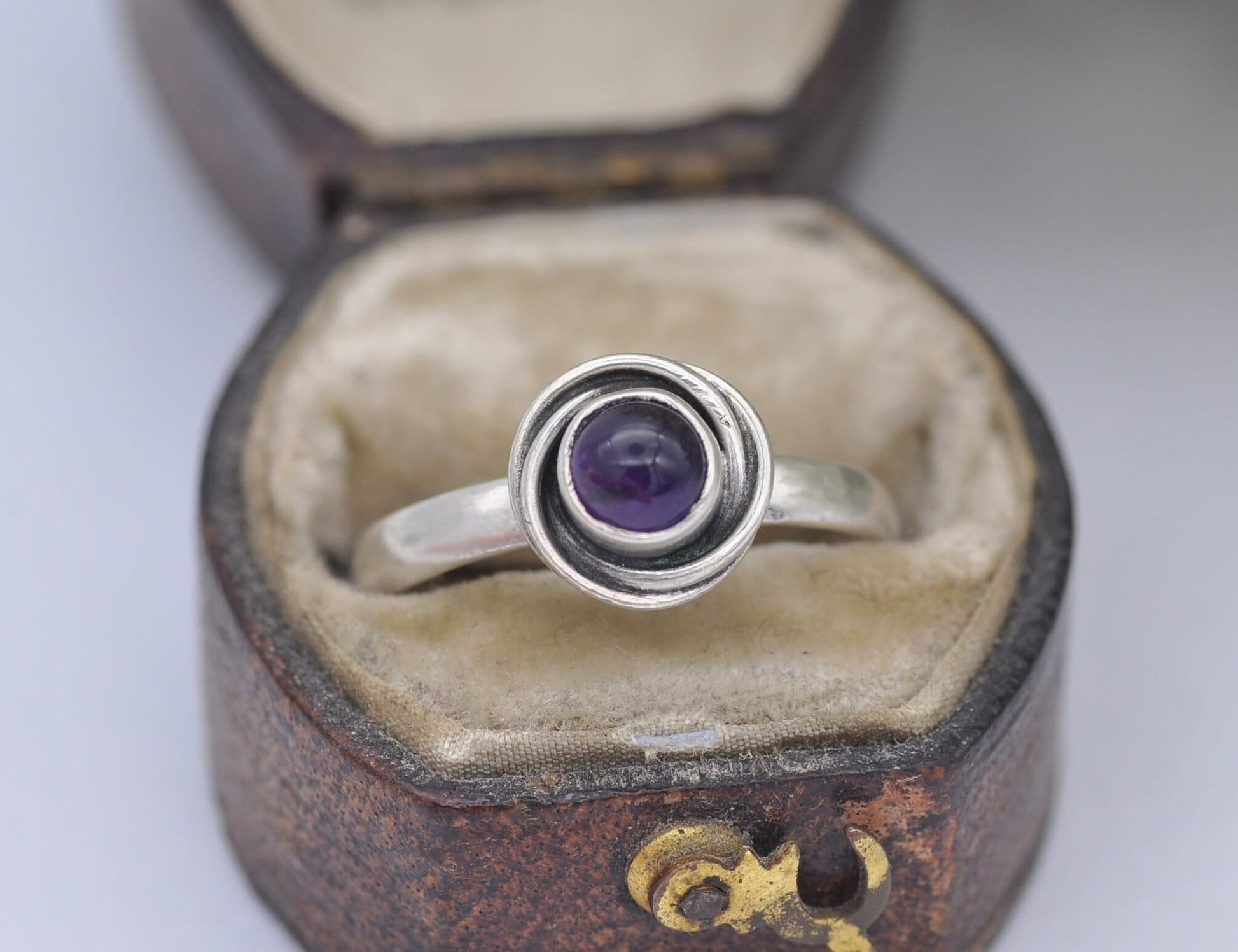 Vintage Sterling Silver Amethyst Ring - UK Size - N 1/2 / US Size - 7