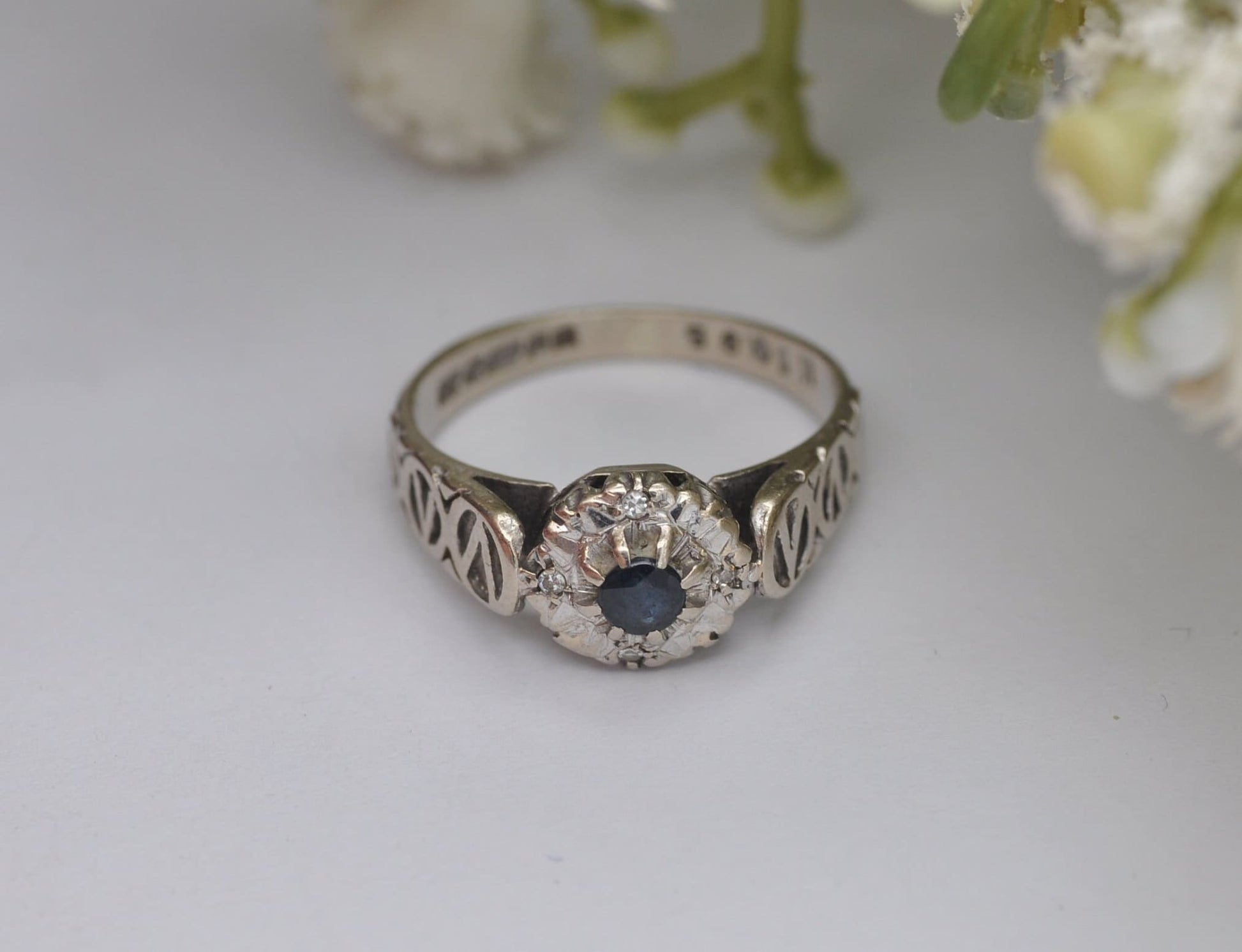 Vintage 9ct White Gold Sapphire Diamond Ring 1976