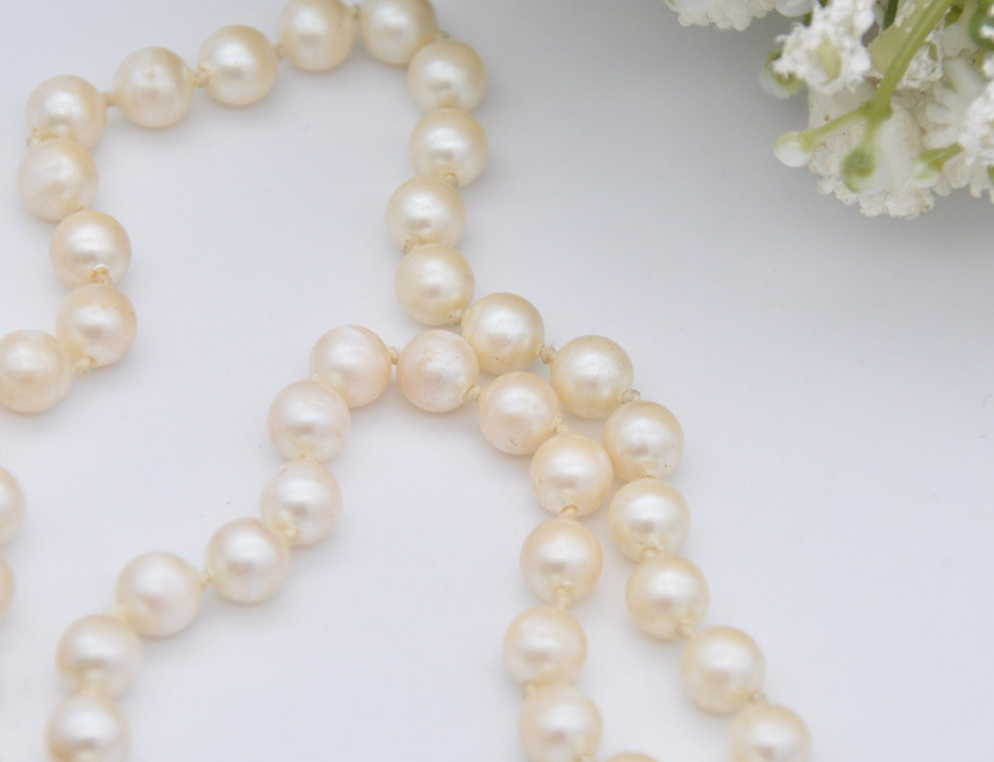 Vintage 9ct Gold Clasp Faux Pearl Necklace - 16" Choker Length Pearls