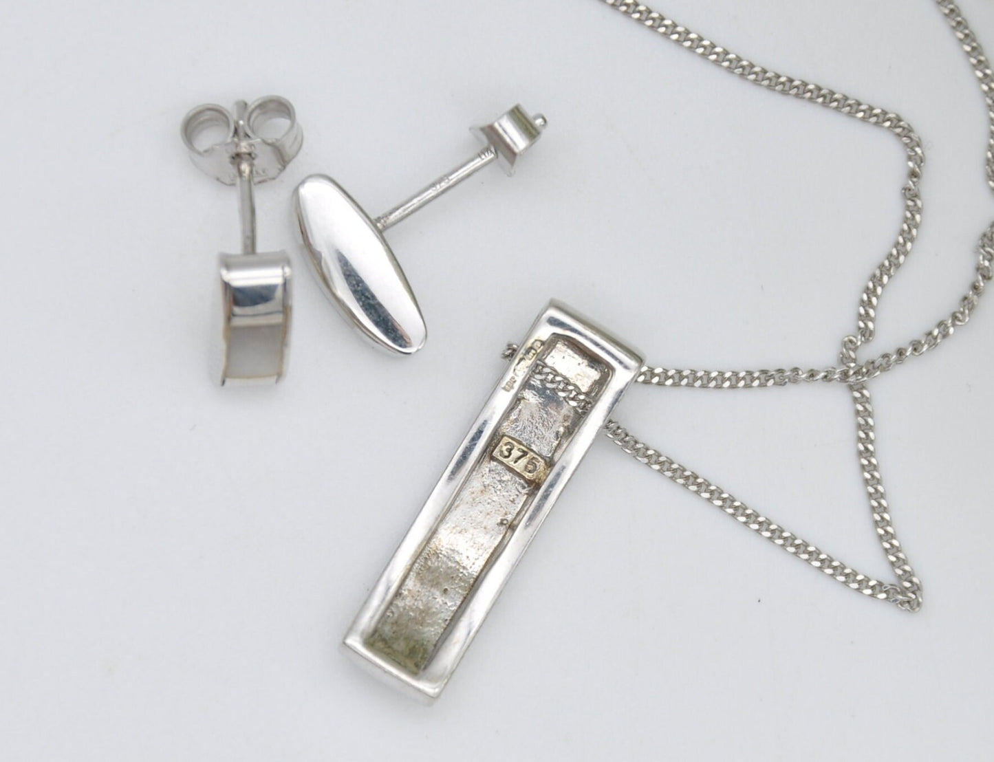 9ct White Gold Pendant Necklace and Stud Earrings Set with White Stone