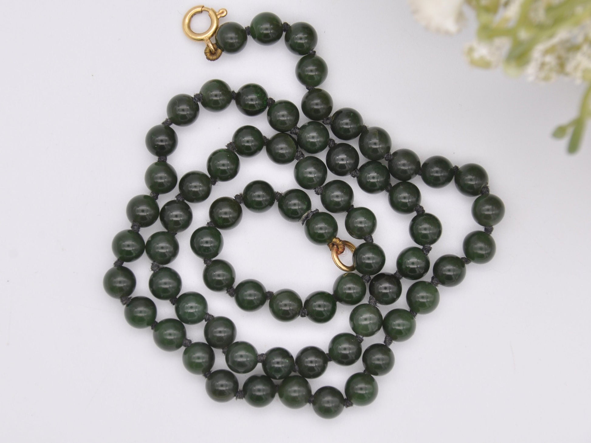 Vintage 18ct Gold Clasp Nephrite Jade Necklace - Individually Knotted Beaded Gemstone | 19" Princess Length