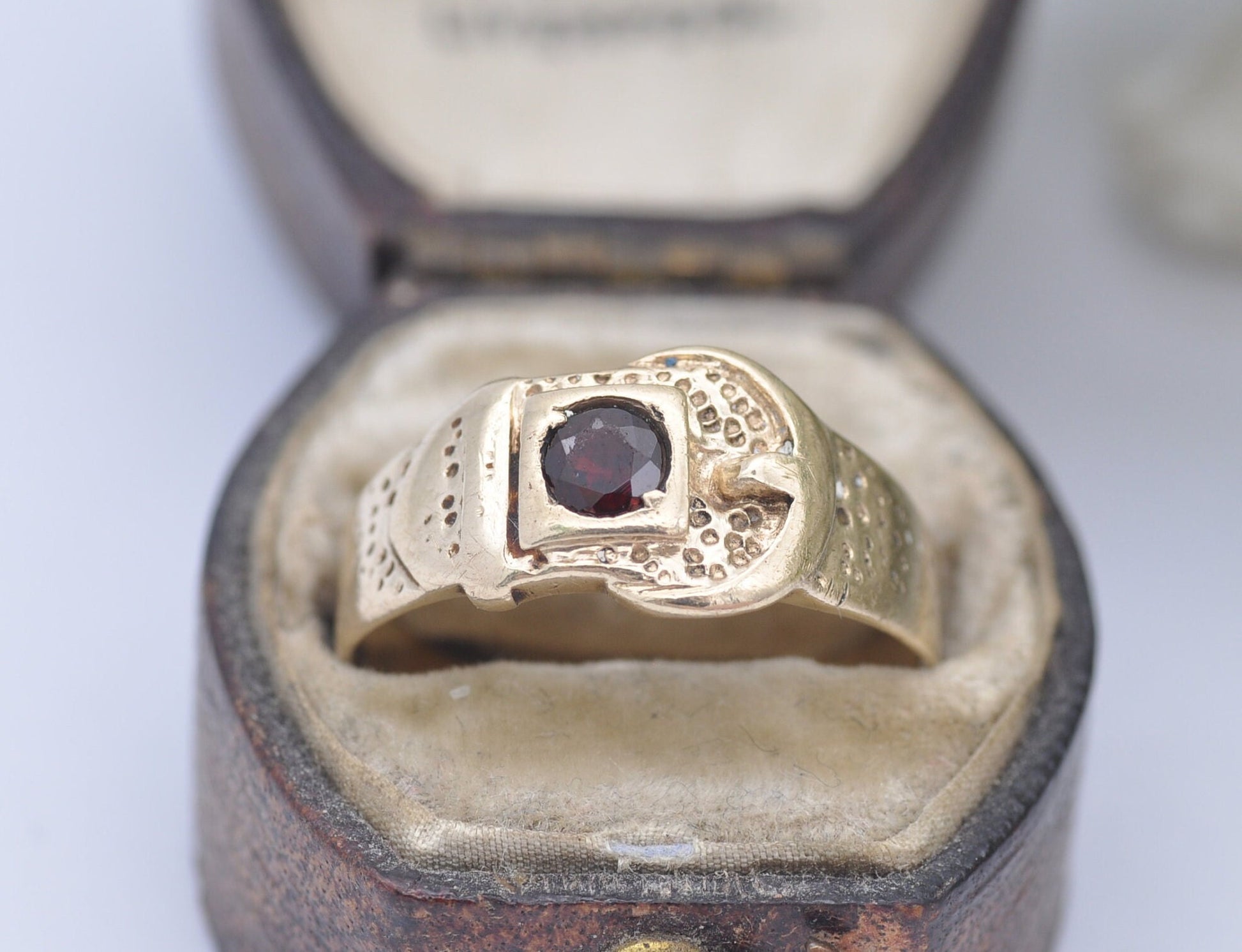 Antique 9ct Gold Garnet Victorian Buckle Ring