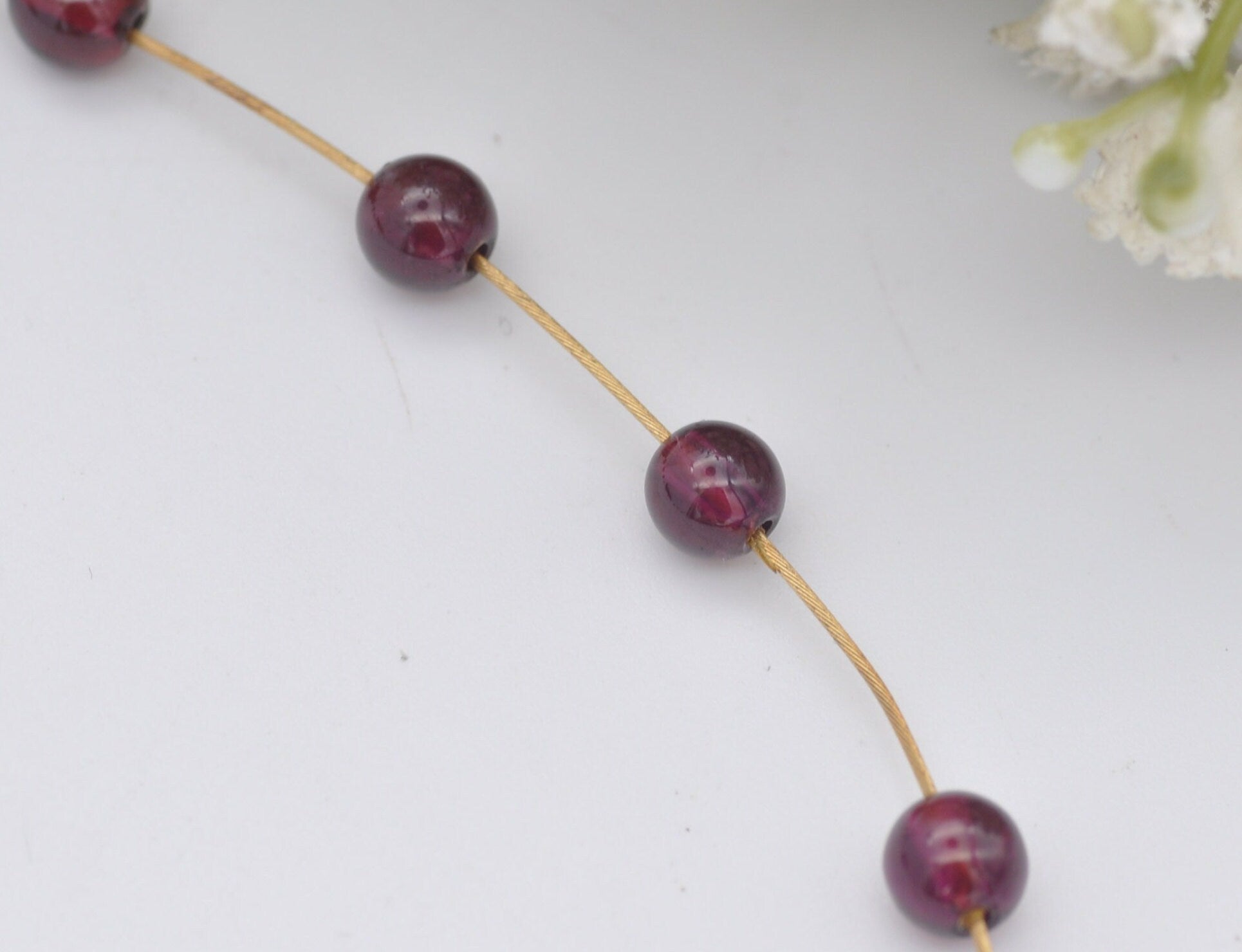 18ct Gold Garnet Necklace