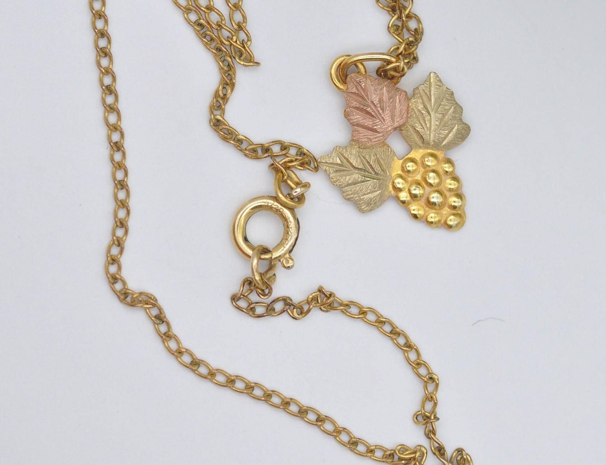 Vintage 10ct Gold Grape Vine Pendant on 12ct Gold Filled Chain