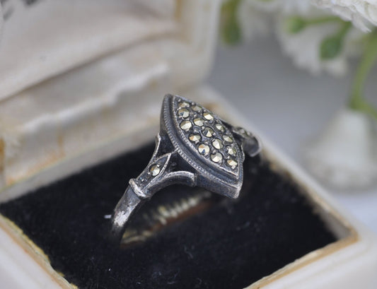 Vintage Sterling Silver Marcasite Ring