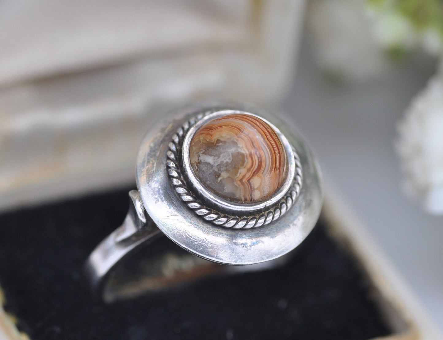 Vintage Sterling Silver Banded Agate Ring