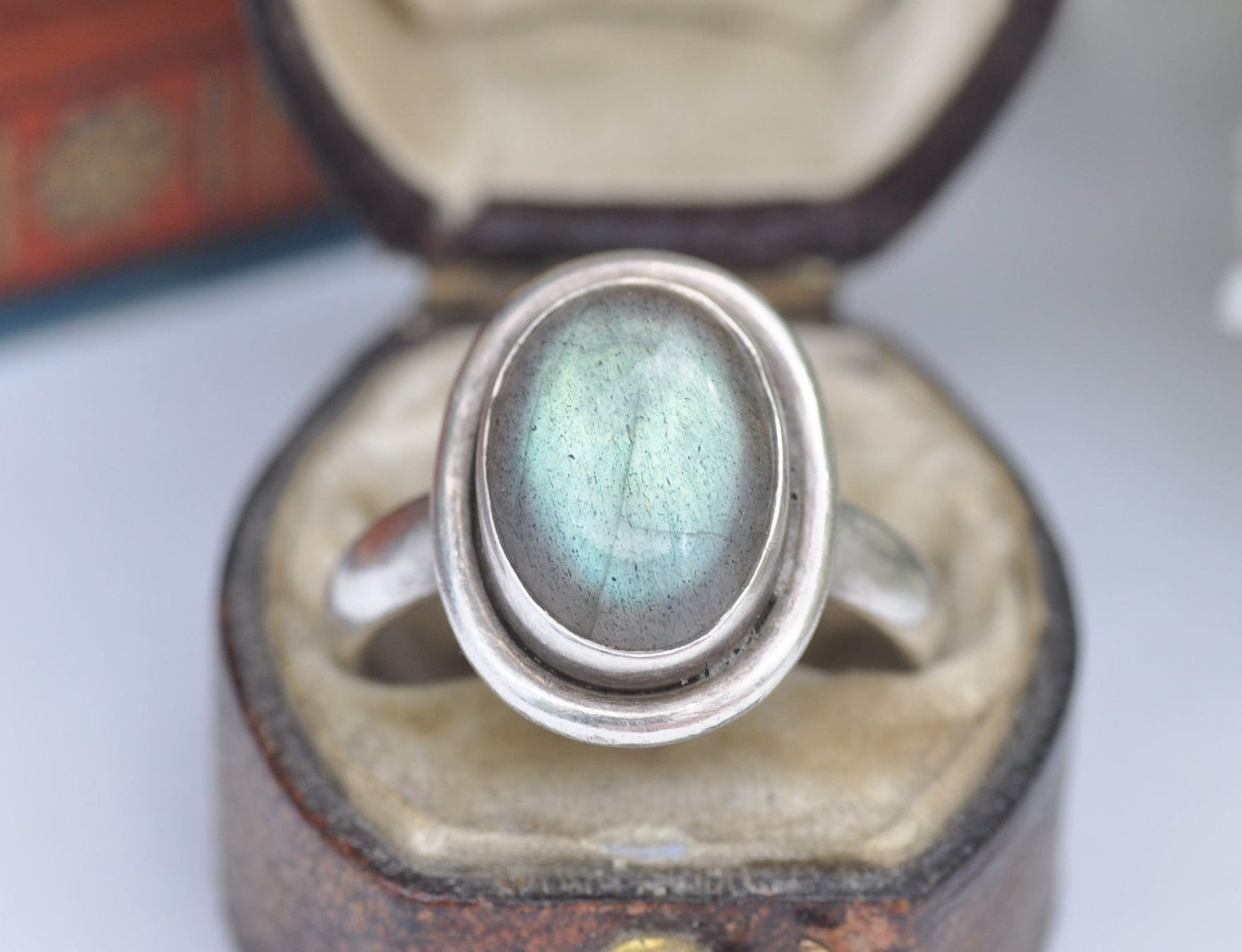 Vintage Sterling Silver Labradorite Ring