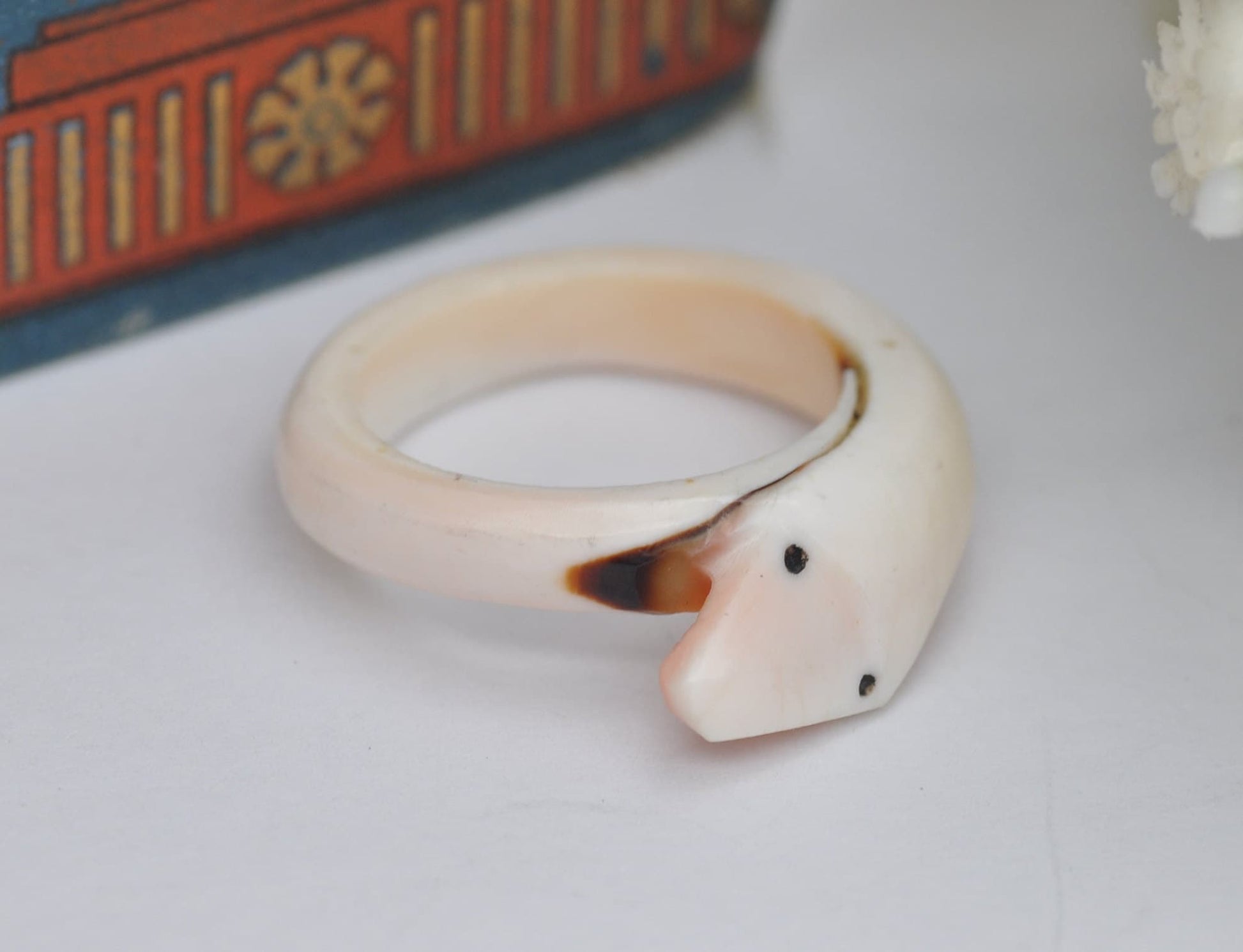 Vintage Shell Ouroboros Snake Ring