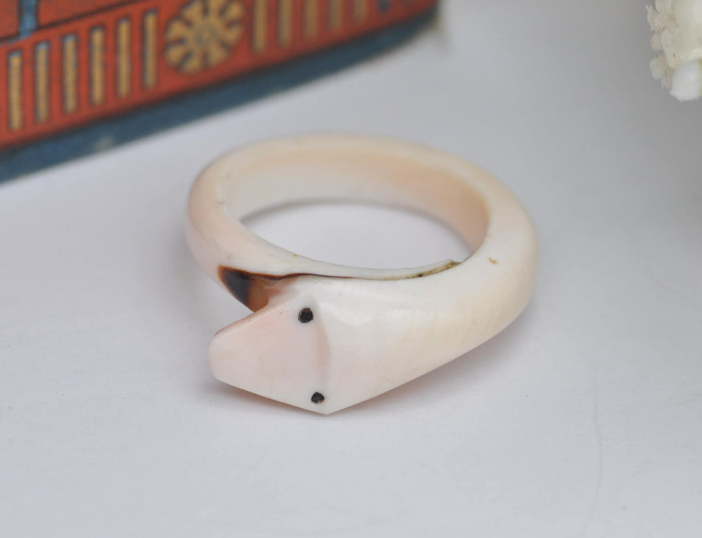 Vintage Shell Ouroboros Snake Ring