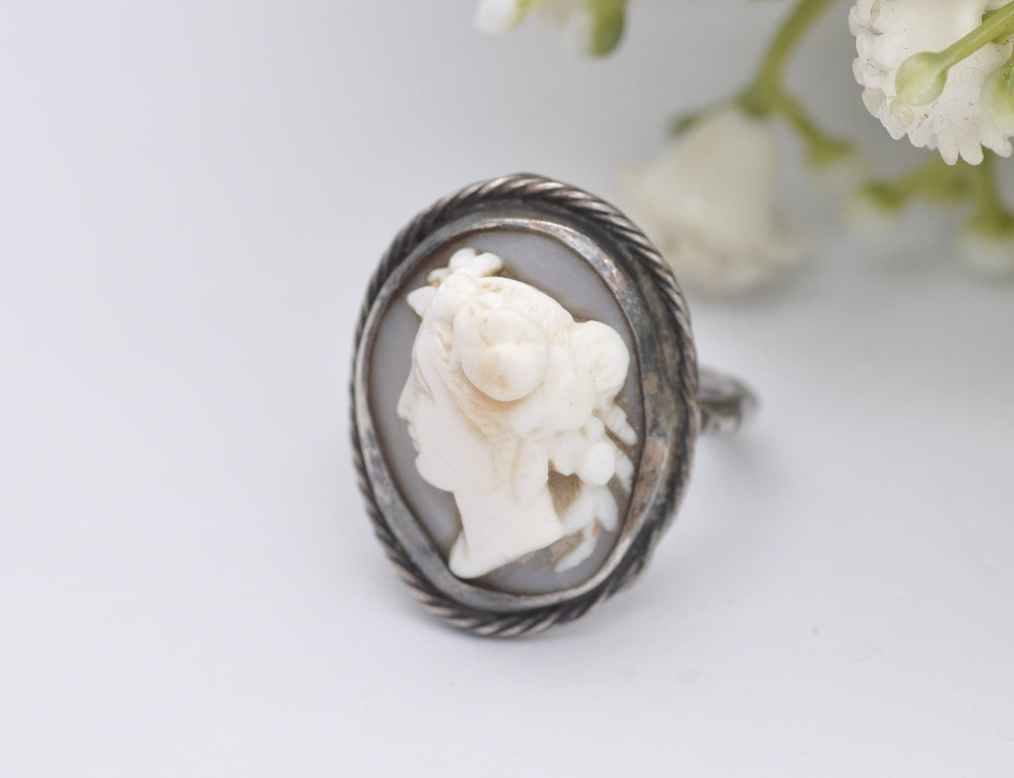 Antique Silver Raised Cameo Ring