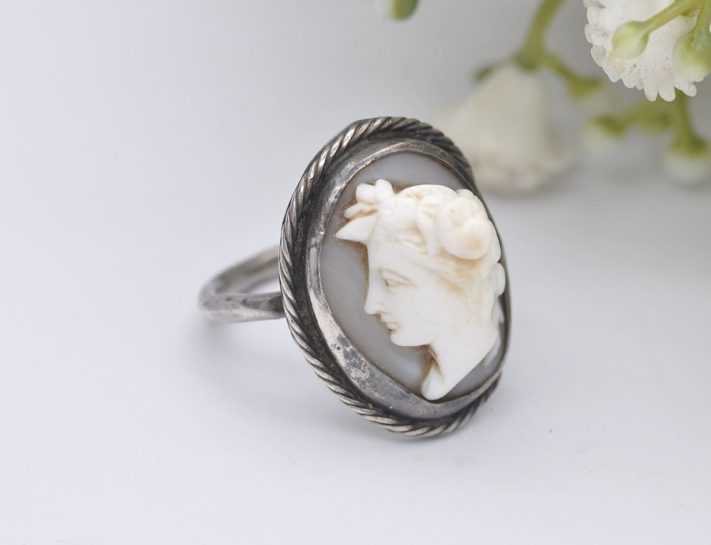 Antique Silver Raised Cameo Ring