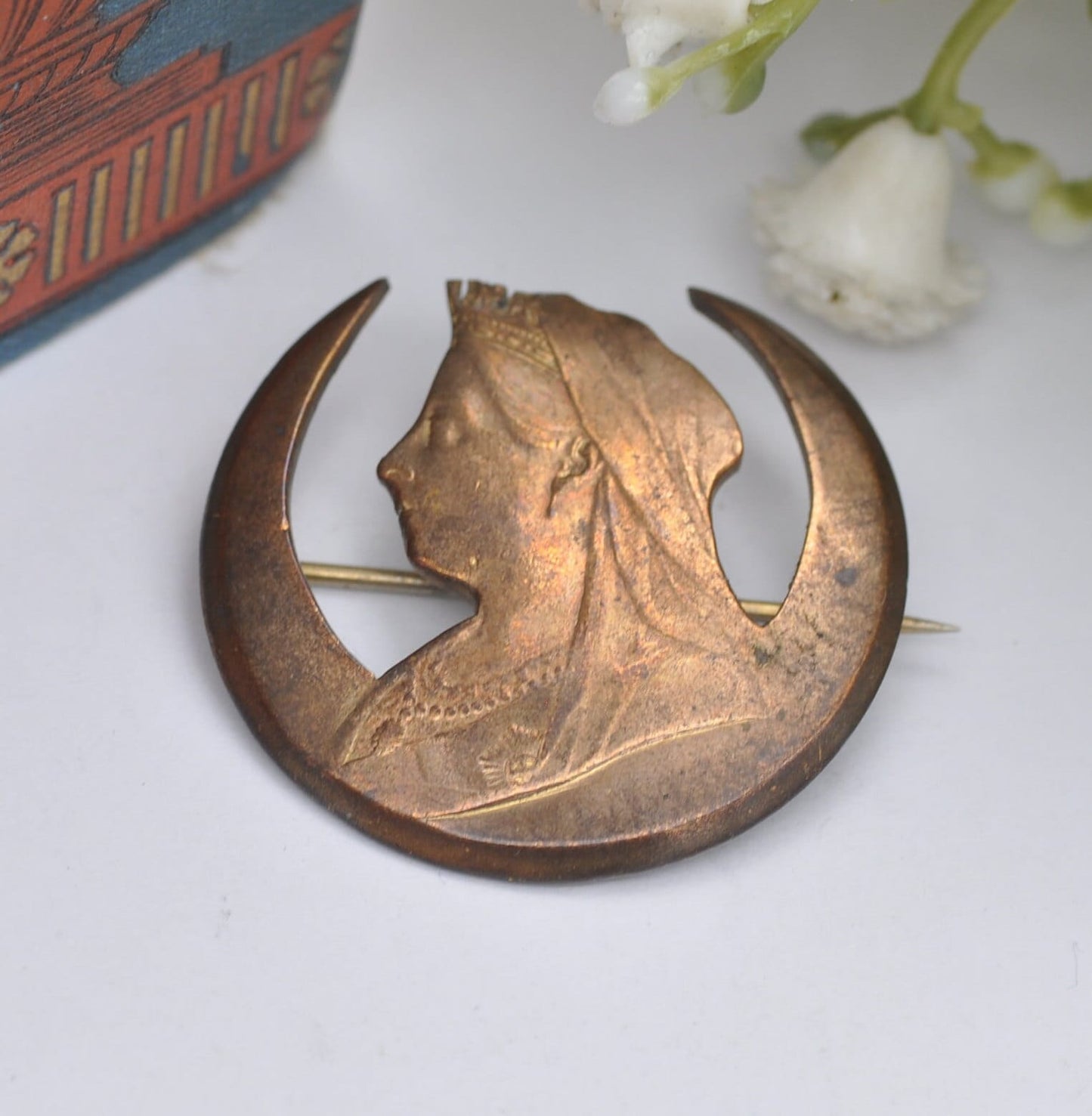 Antique 1901 Victoria One Penny Coin Brooch