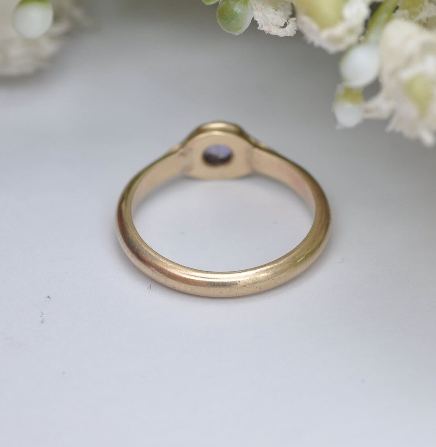 Vintage 9ct Gold Amethyst Solitaire Ring - Everyday Gold Band | UK Size - J 1/2 | US Size - 4 3/4