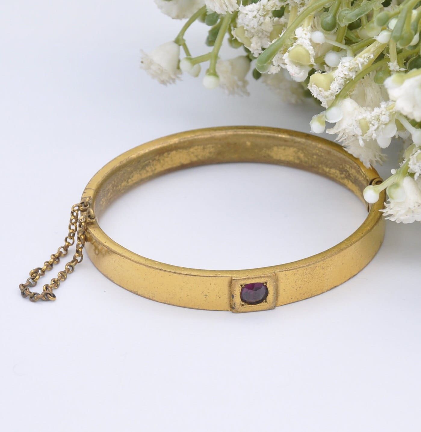 Antique Rolled Gold Bangle Bracelet Set with Purple Paste Stone