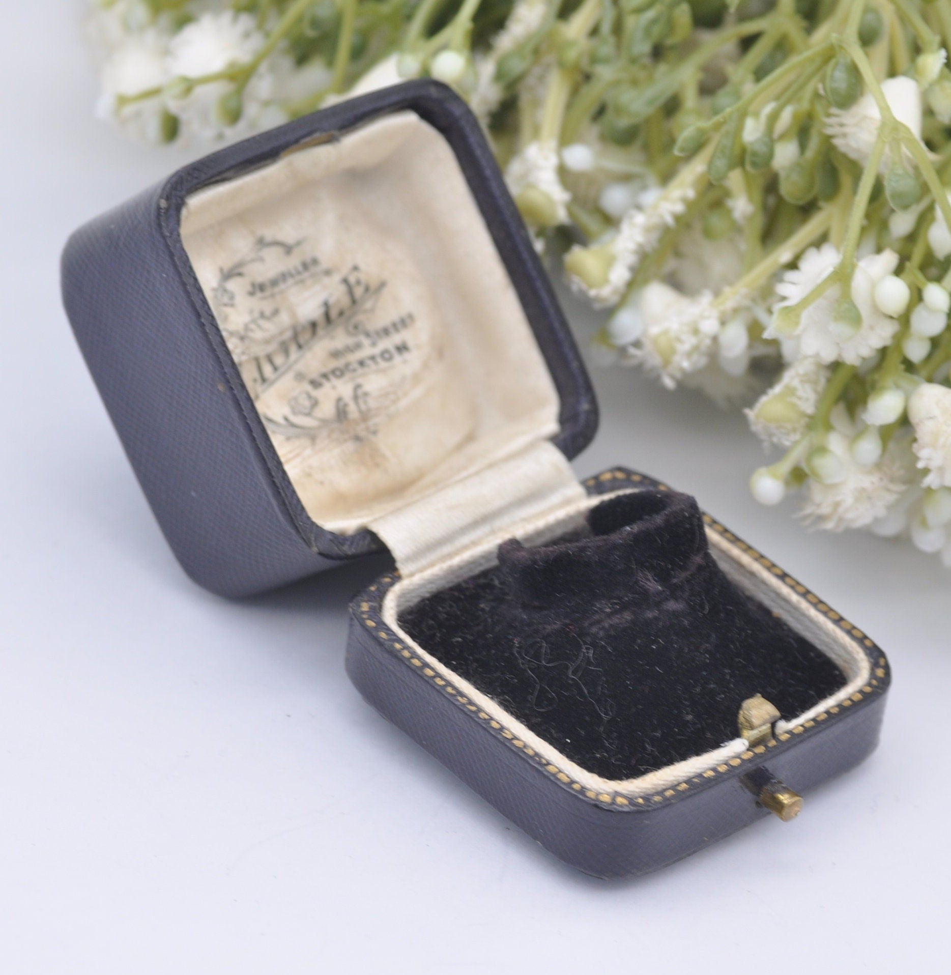 Antique Liddle Ring Box with Raised Setting - Stockton Jewellers | Silk and Velvet Lined