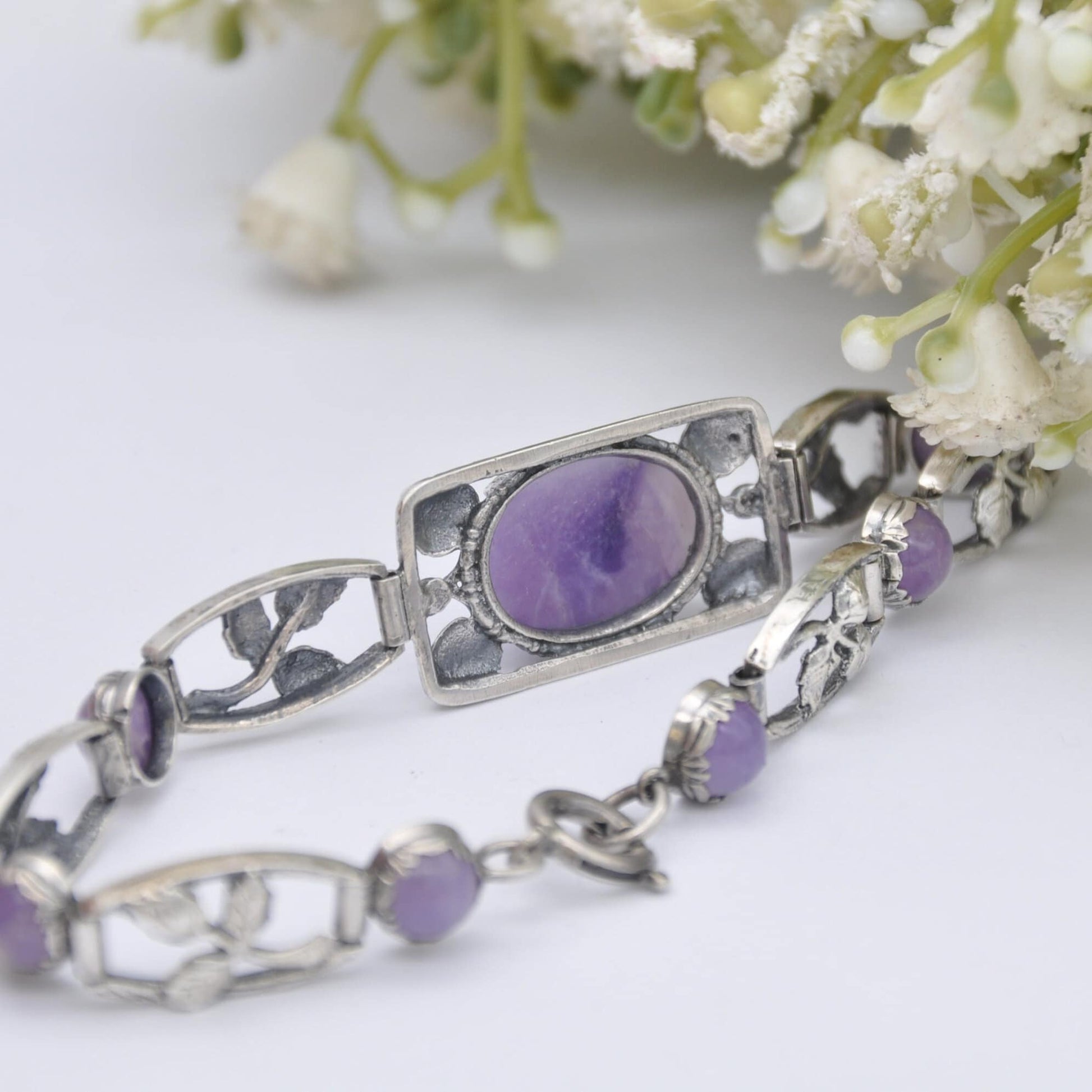 Vintage Sterling Silver Amethyst Bracelet - Floral Leaf Design