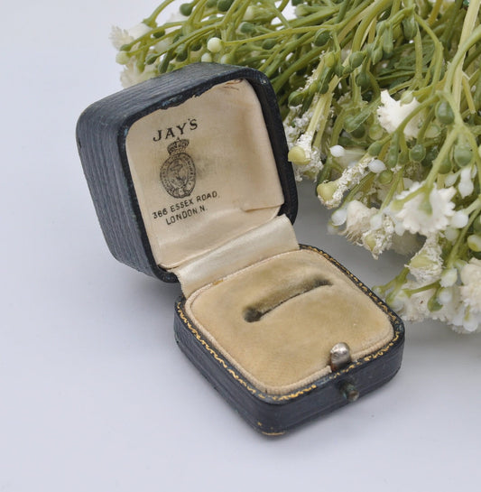 Antique Leather Ring Box - Jay's 366 Essex Road London Jewellers | Silk and Velvet Lined