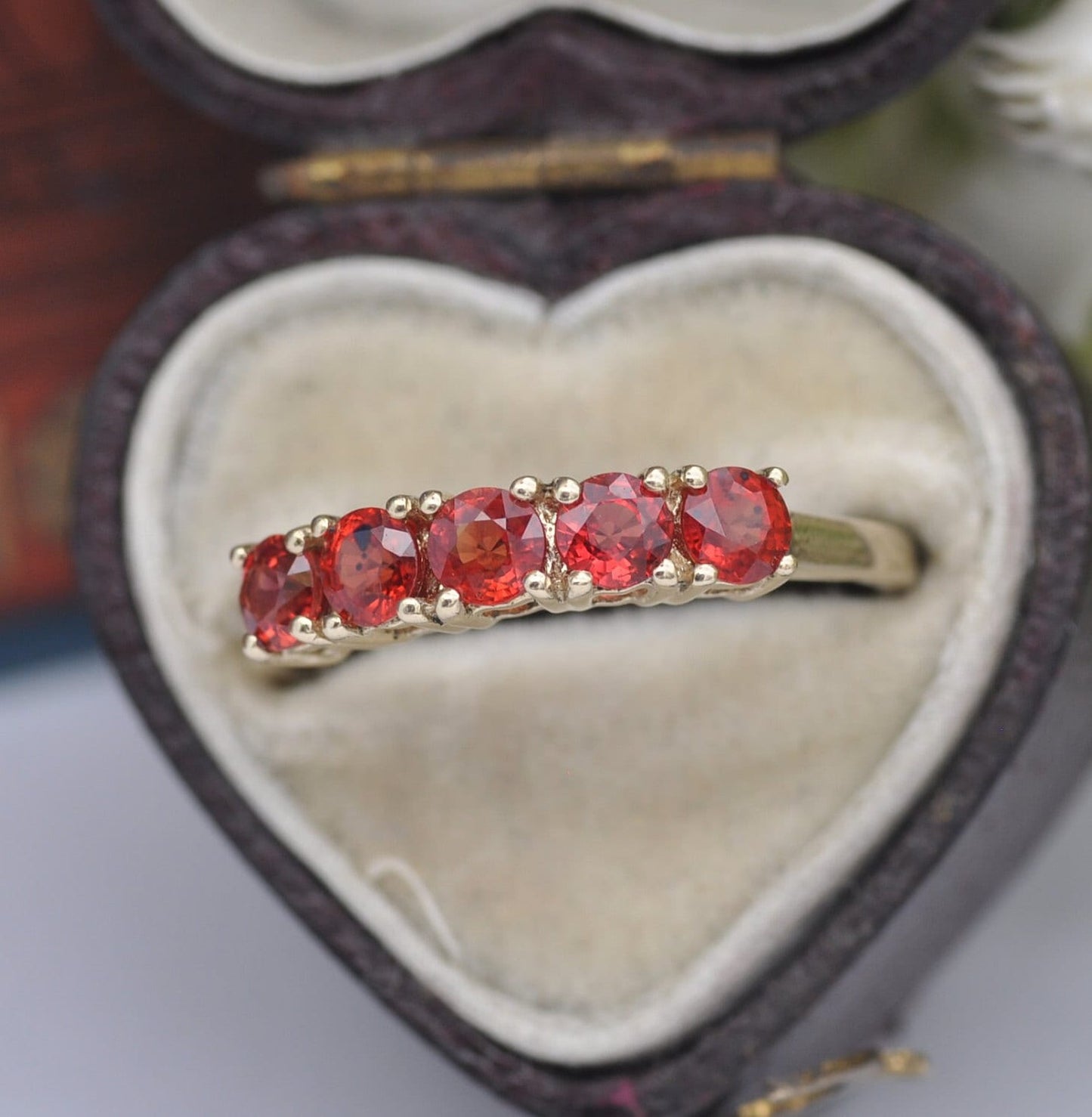 Vintage 9ct Gold Red Gemstone Cocktail Ring