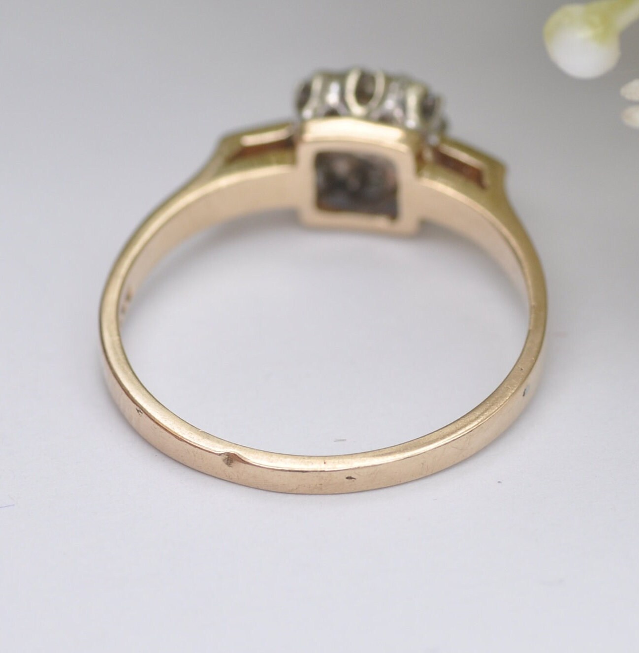 Vintage 9ct Gold Diamond Engagement Ring 1981