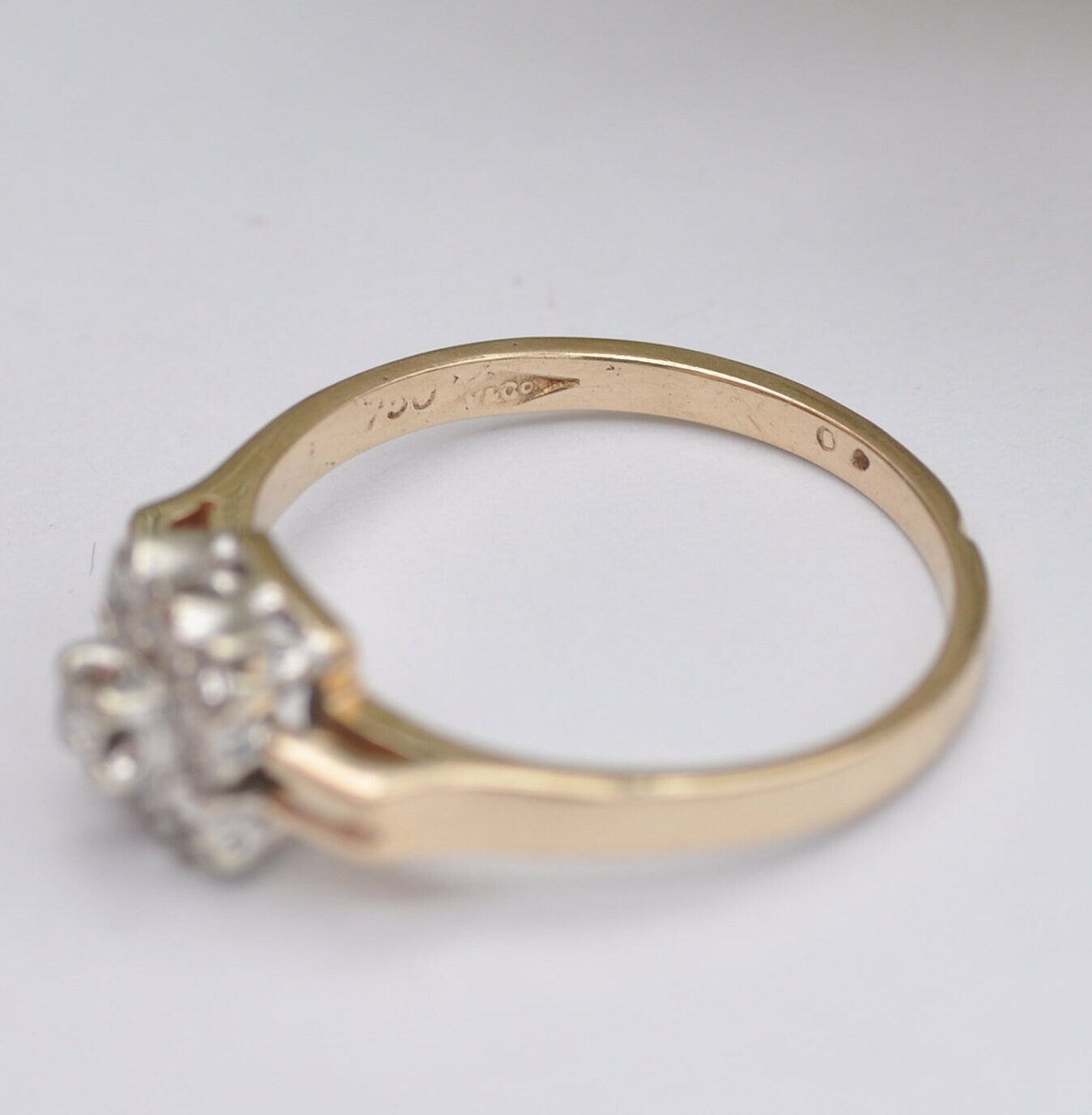 Vintage 9ct Gold Diamond Engagement Ring 1981