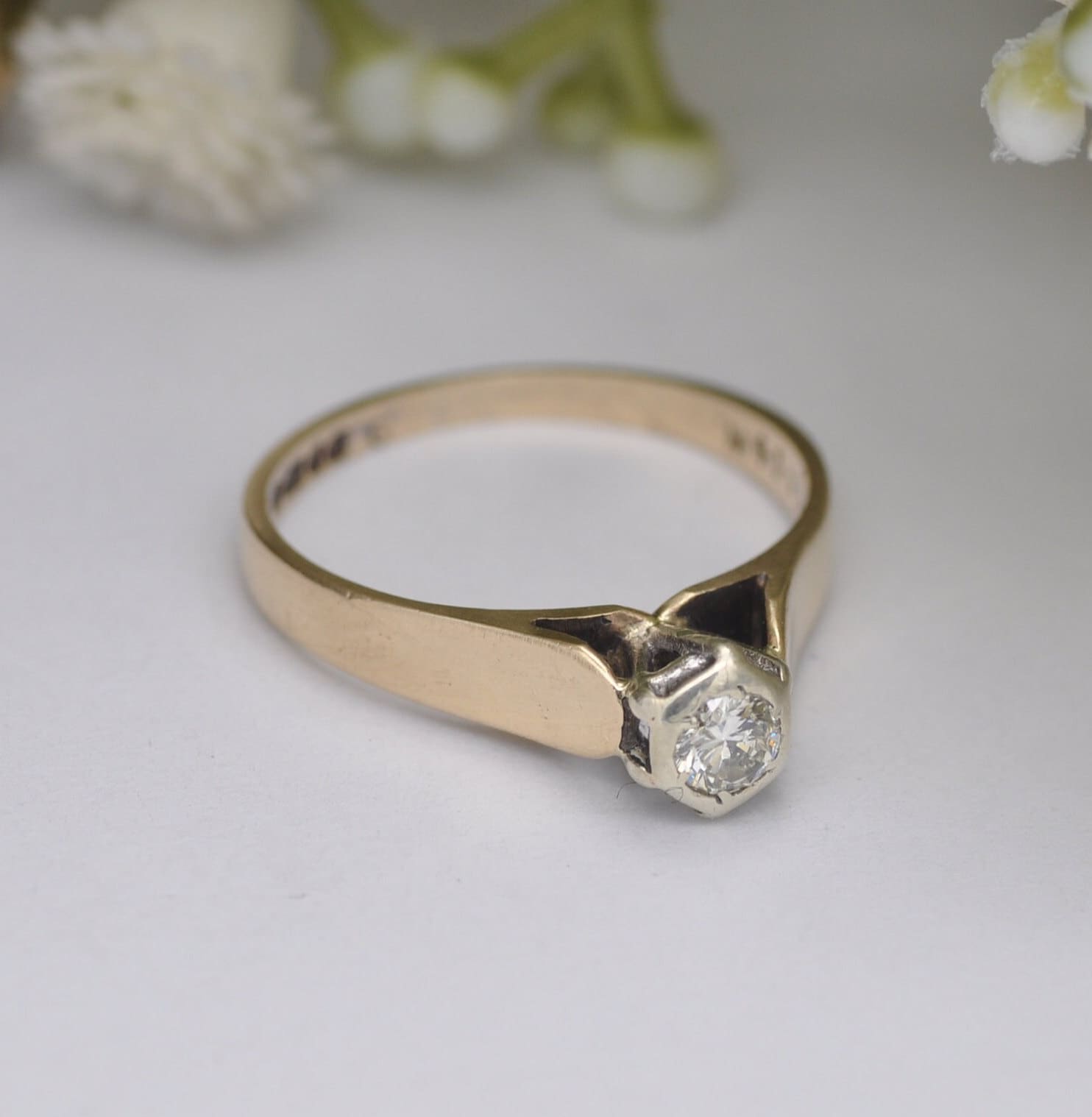 Vintage 9ct Gold Diamond Solitaire Ring 1977