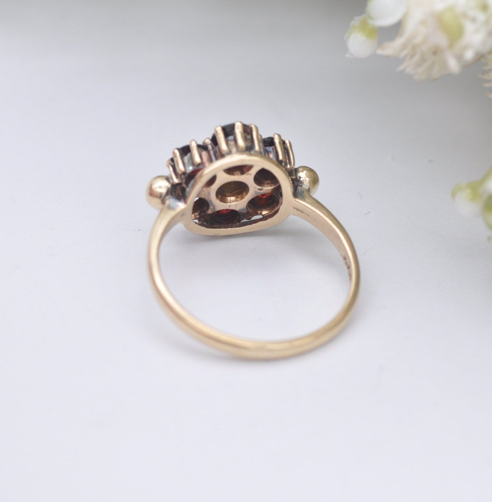 Vintage 9ct Gold Garnet Pearl Flower Cluster Ring - Mid-Century Victorian Revival | UK Size - M 1/2 | US Size - 6 1/2