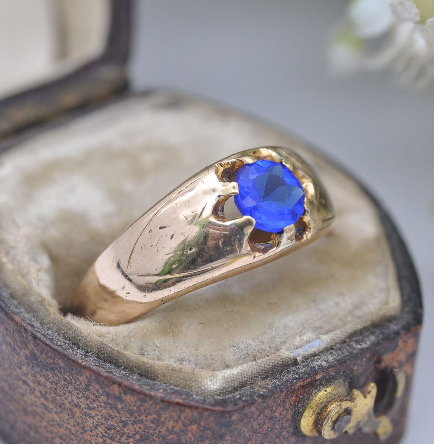 Antique Victorian 18ct Gold Blue Paste Ring 1868 - UK Size - O / US Size - 7 1/4