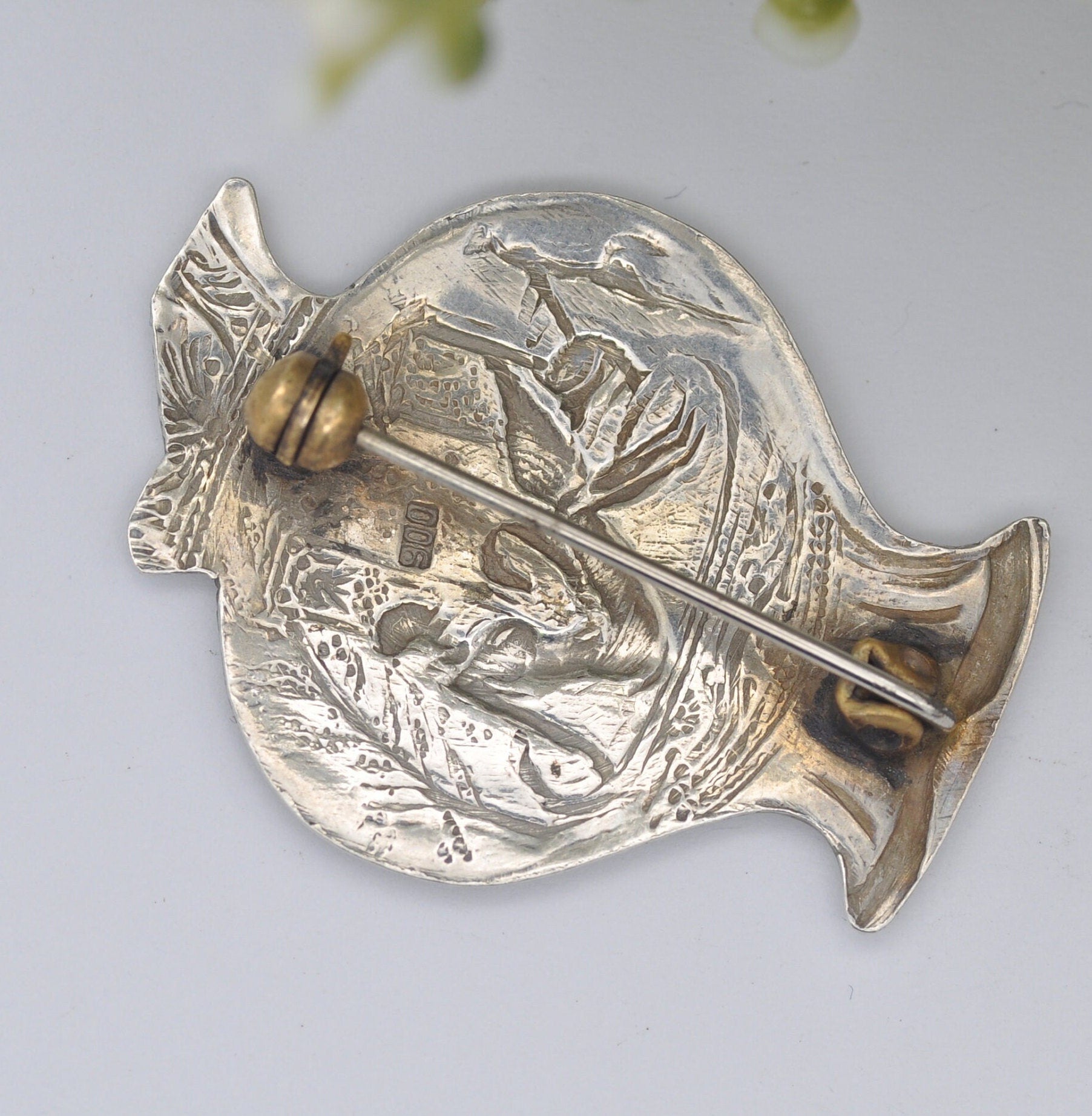 Vintage Silver Leda and the Swan Brooch - Greek Vase | Classical Urn | Ancient Myth Imagery