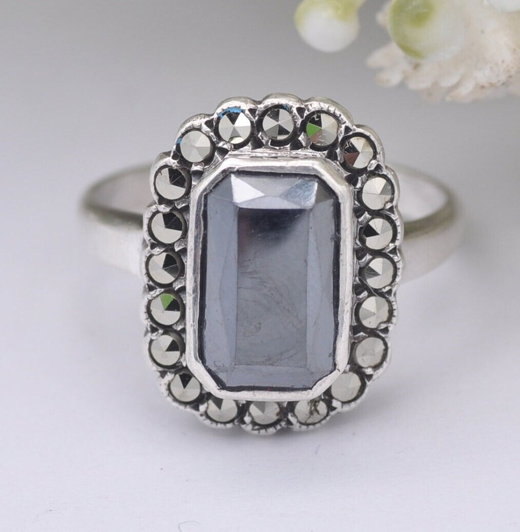 Vintage Sterling Silver Hematite Marcasite Ring Art Deco Style - UK Size - O 1/2 | US Size - 7 1/2