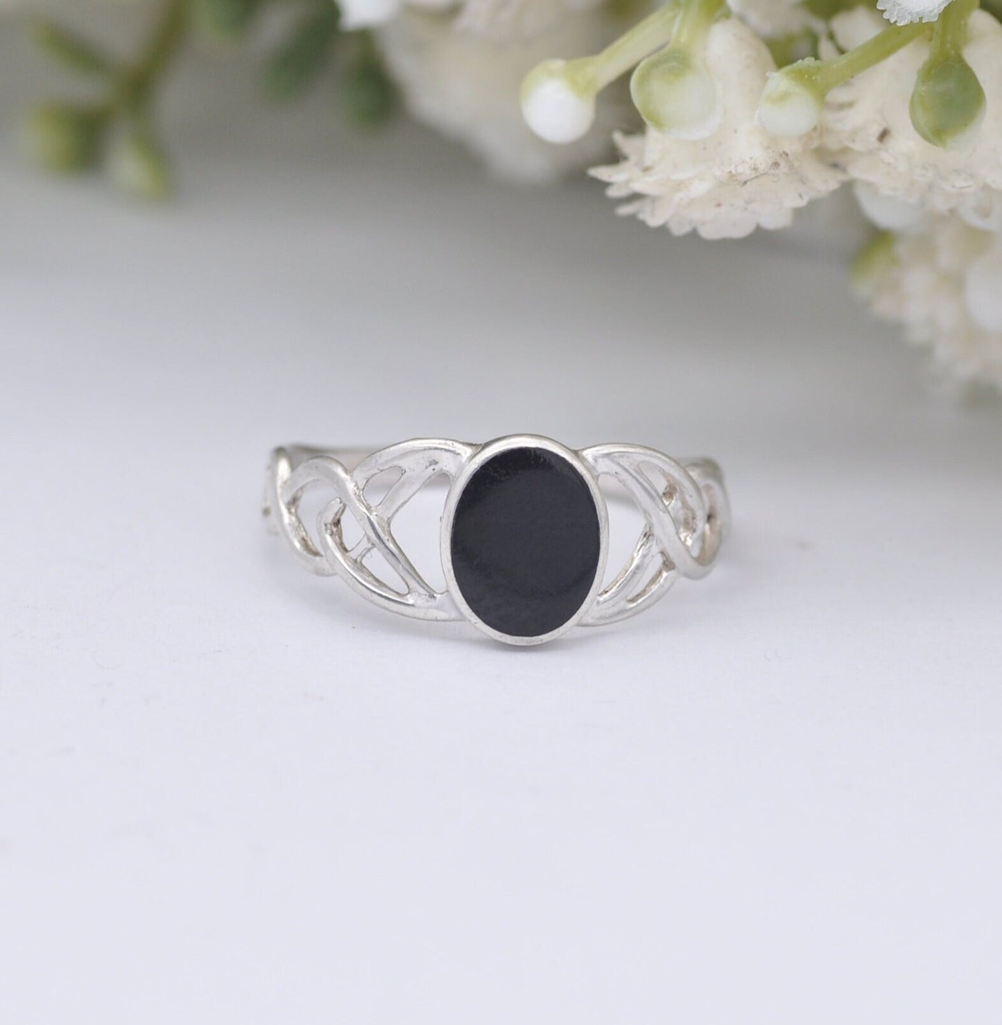 Vintage Sterling Silver Onyx Ring - Celtic Twist Band | UK Size - N / US Size - 6 3/4