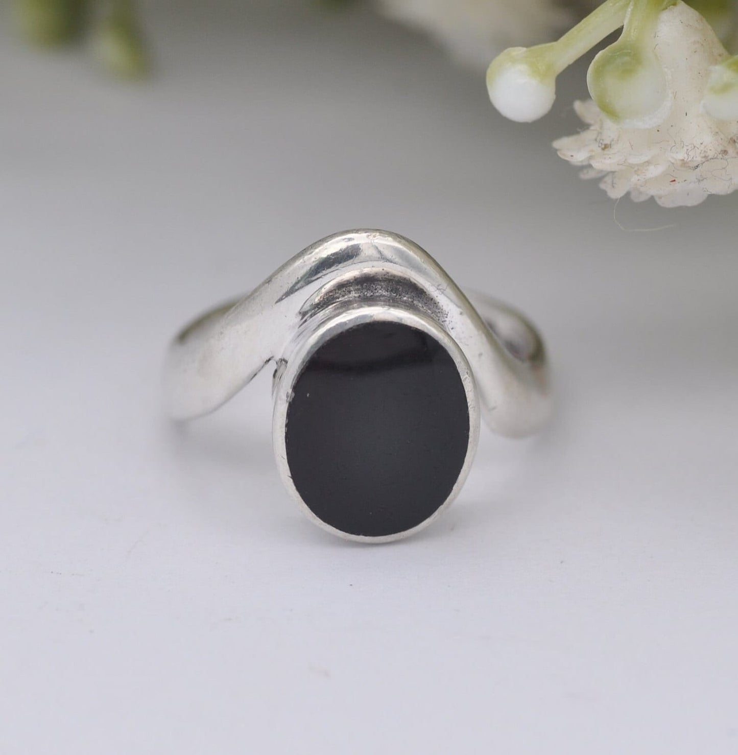 Vintage Kit Heath Sterling Silver and Onyx Wishbone Ring 1990s - Unisex / UK Size - K 1/2 | US Size - 5 1/2