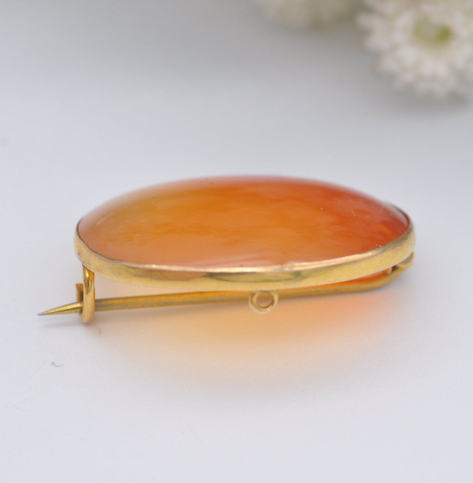 Antique Victorian 9ct Gold Carnelian Brooch - Circle Cabochon