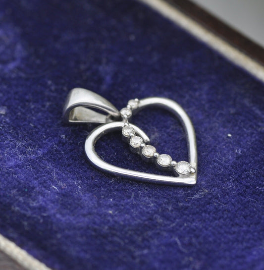 Vintage 9ct White Gold Diamond Heart Pendant