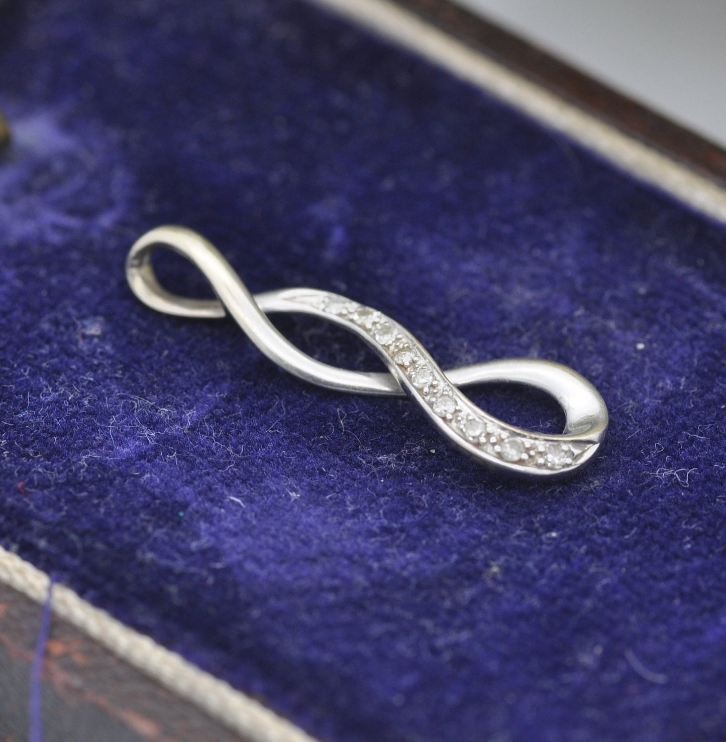 9ct White Gold Diamond Pendant - Delicate Twisted Necklace