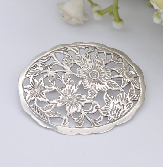 Vintage Sterling Silver Openwork Flower Brooch - Cut Out Flowers | Victorian Aesthetic Style