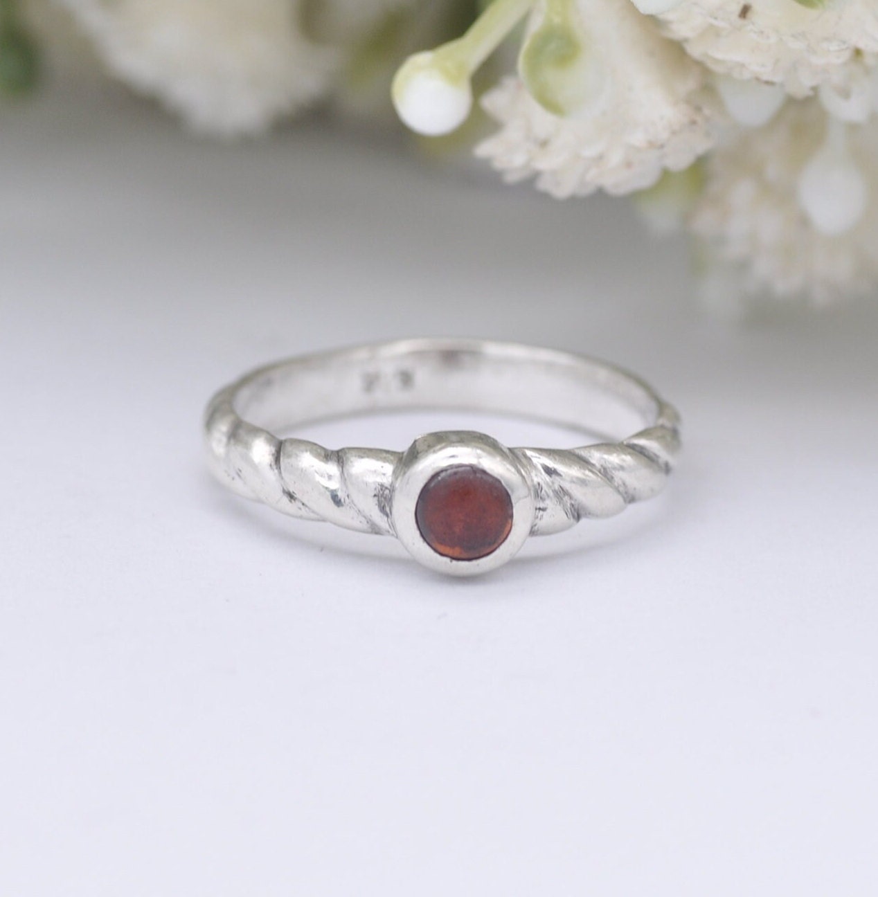 Vintage Sterling Silver Garnet Solitaire Ring - Minimalist Delicate Red Stone | UK Size - M | US Size - 6 1/4