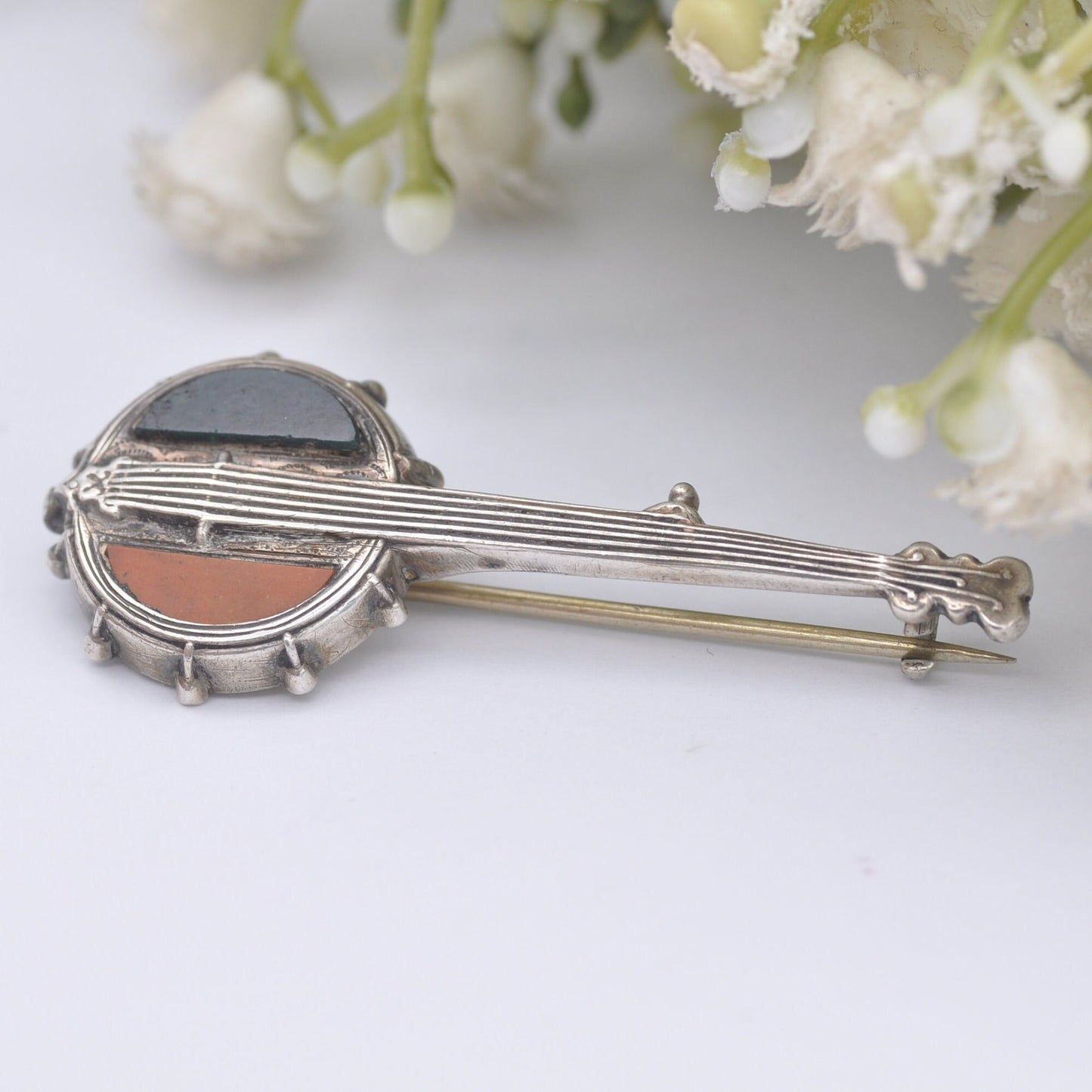 Antique Sterling Silver Jasper Banjo Brooch - Novelty Victorian Musical Instrument Jewellery | Scottish Gemstone Brooch