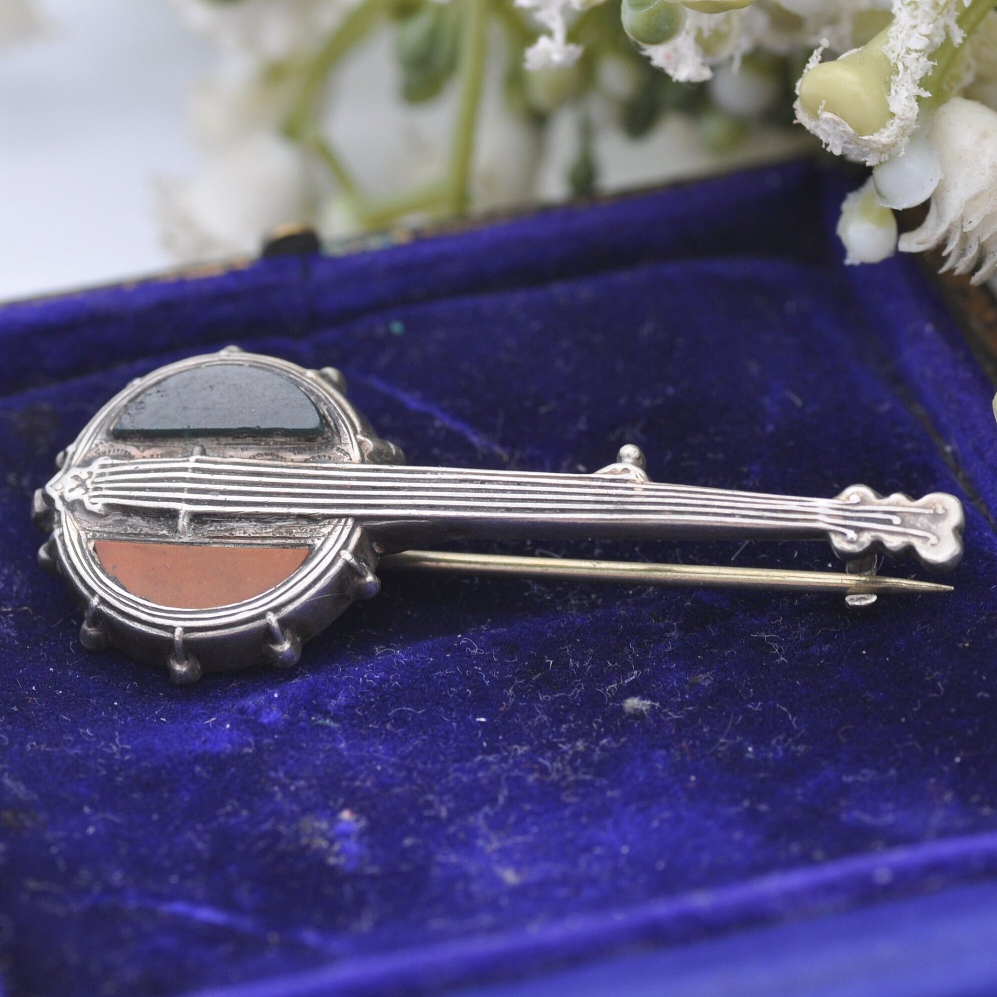 Antique Sterling Silver Jasper Banjo Brooch - Novelty Victorian Musical Instrument Jewellery | Scottish Gemstone Brooch