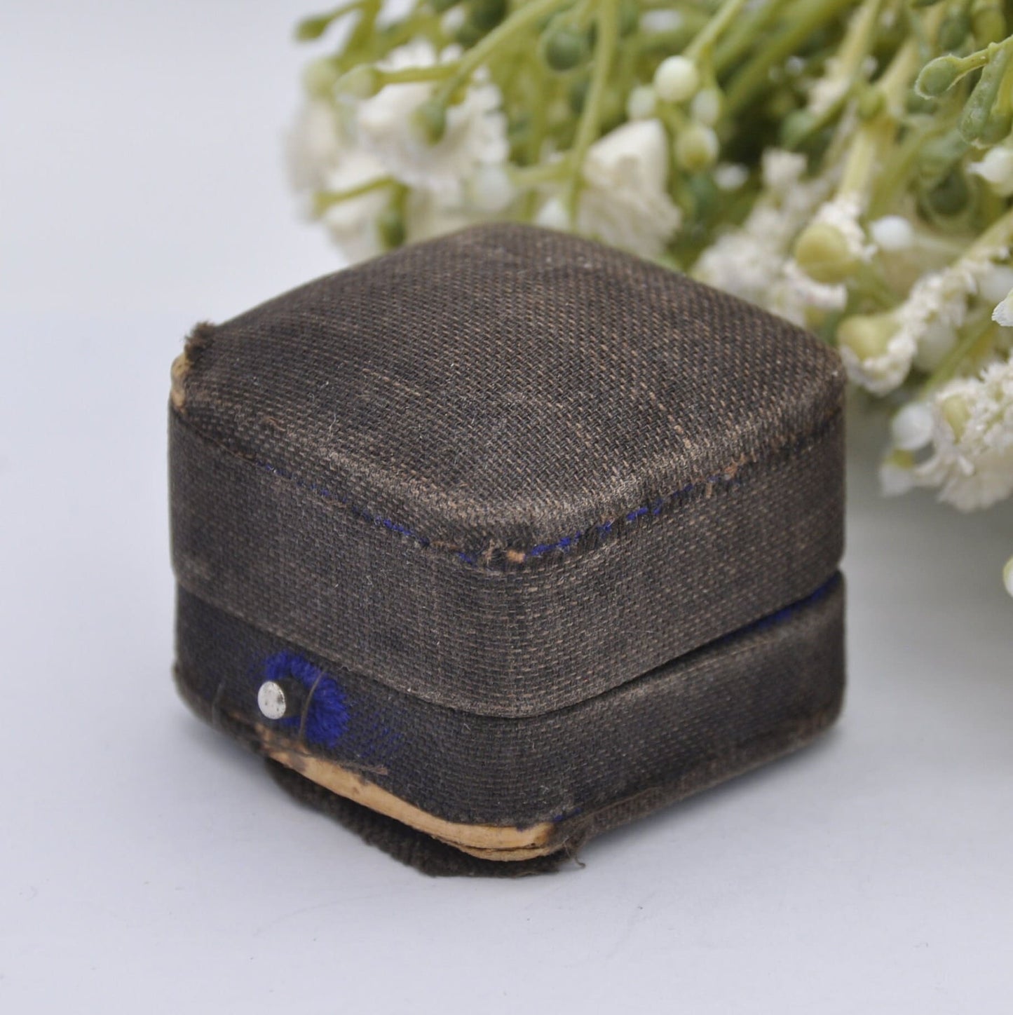 Antique Dudley & Cox Ring Box - Osborne Road Southsea Jewellers | Silk and Velvet Lined
