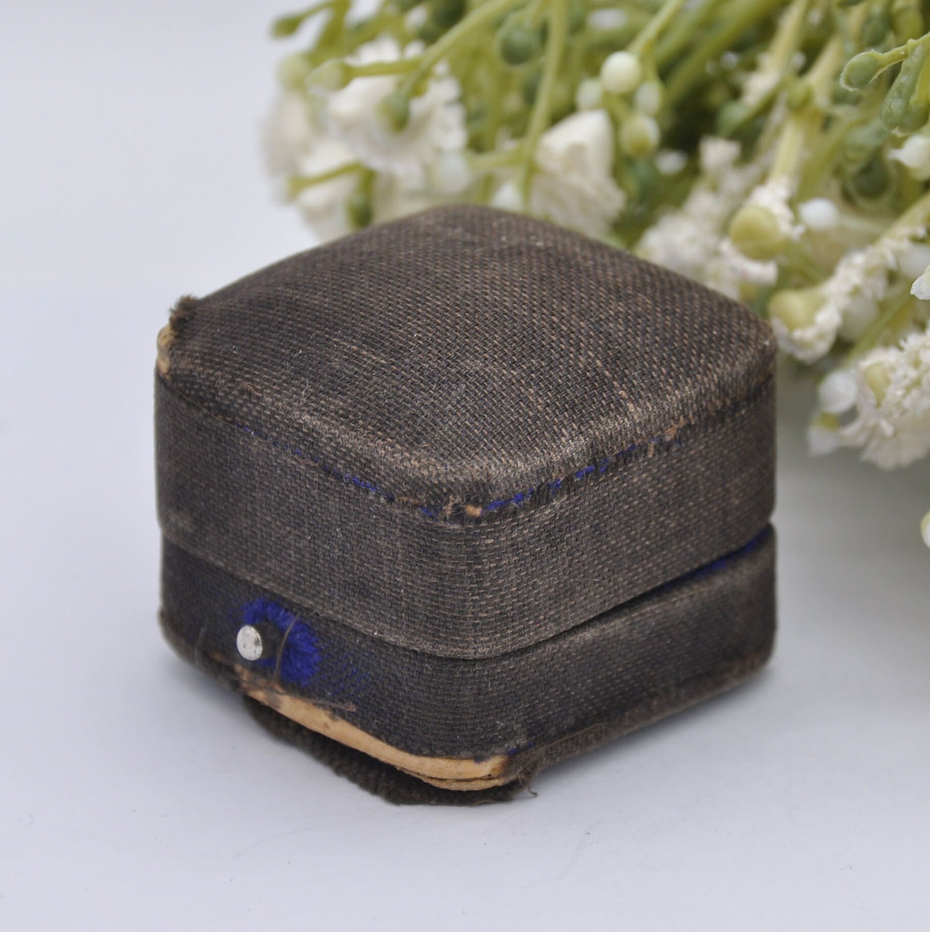 Antique Dudley & Cox Ring Box - Osborne Road Southsea Jewellers | Silk and Velvet Lined